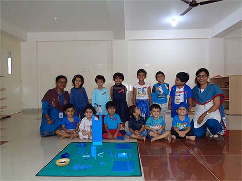 Colours Day 2019 - Montessori